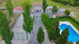 casarural-piscina-padel